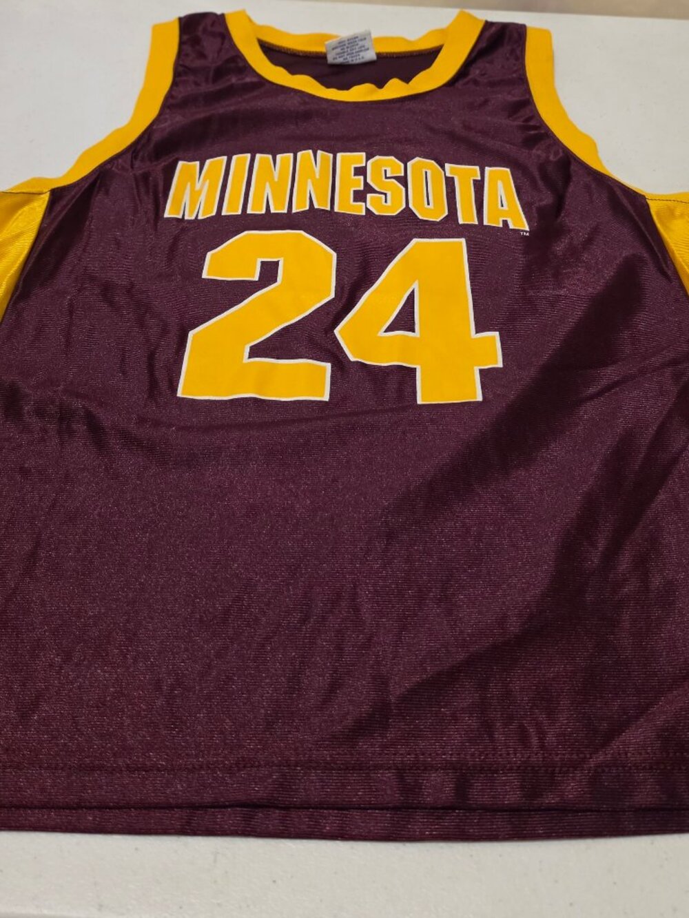 Vintage Minnesota Basketball Jersey Number 24 YOUTH L